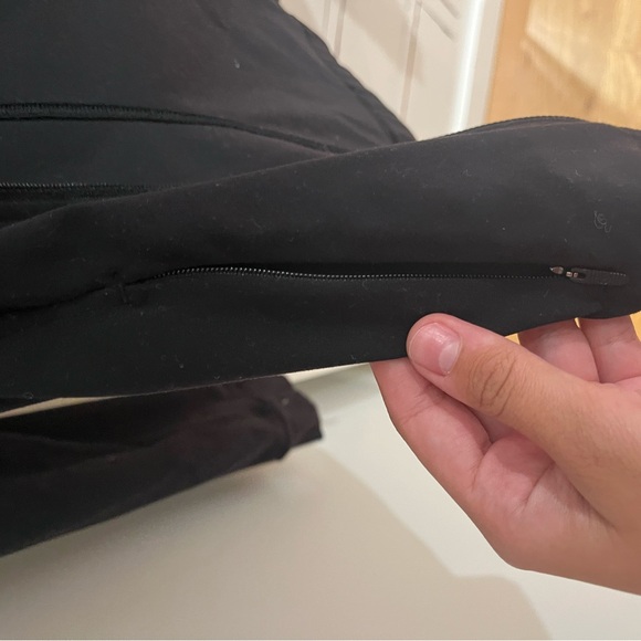 Lululemon cropped define jacket (old model) - Picture 7 of 8